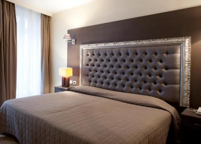 Hôtel Lebron Parijs